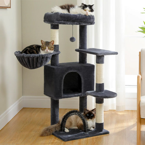 Arbre à chat avec niche