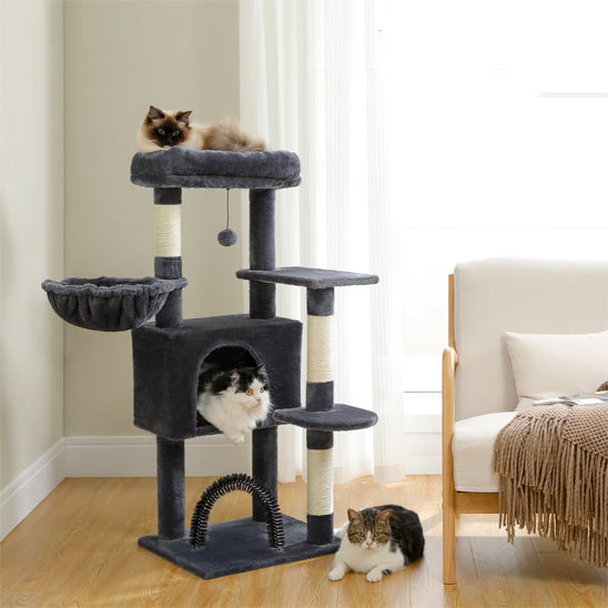 Arbre à chat avec hamac