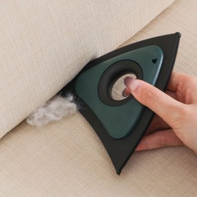 Brosse anti poil triangle