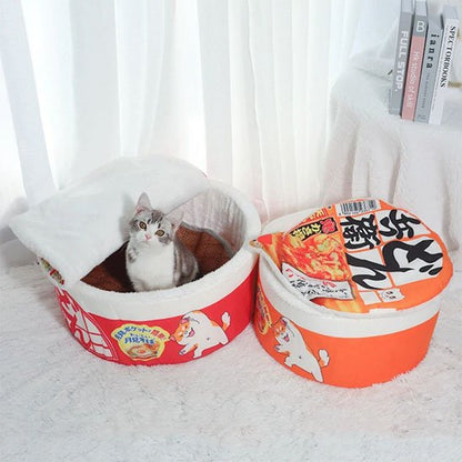 Maison pour chat nouille